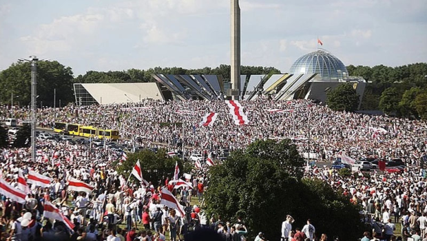 Belorus milisi “Voditeli 97”-nin idarəçisini həbs etdi