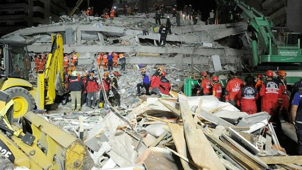 İzmirdəki zəlzələdə ölənlərin sayı 51 nəfərə çatıb - Yenilənib