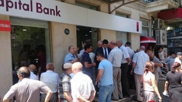 Bankomatların qarşısı təhlükə mənbəyidir – HƏYƏCAN