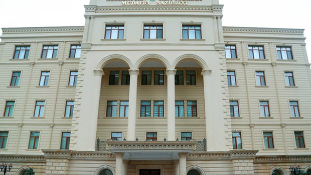 Düşmən Tərtəri atəşə tutur