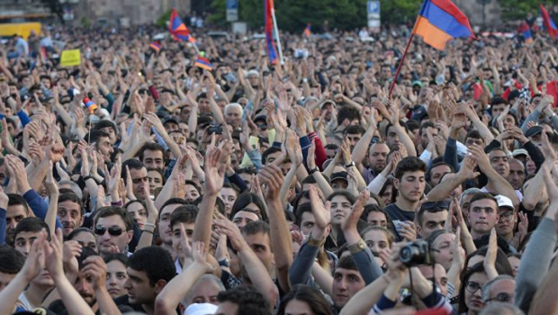 Ermənistanda sorosçuların axırına çıxırlar – ÇEVRİLİŞƏ AZ QALDI