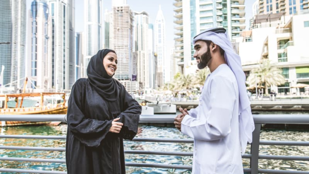 BƏƏ-də spirtli içki və nikahsız birgə yaşayışa icazə verildi