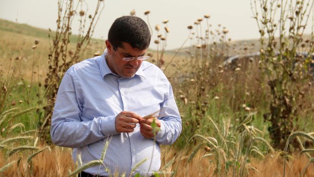 General Arutyunyanı döydü