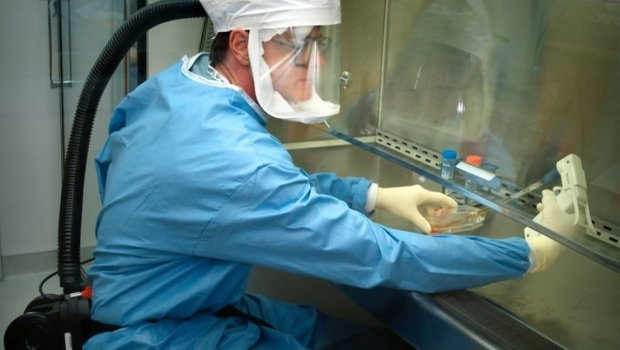 Koronavirusdan qoruyan yeni texnoloji dəbilqələr yaradılıb