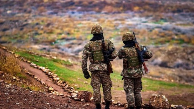 Ermənistan əsgərlərini İranda axtarır