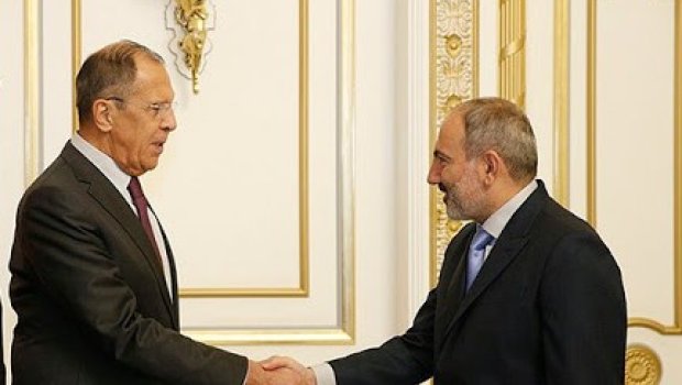 Zaxarova Lavrov Paşinyan görüşünü “dramaturgiya” adlandırdı