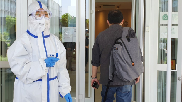 Çin Rusiya ilə sərhəd şəhərlədə karantin elan etdi