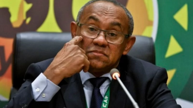 FİFA-nın vitse-prezidenti futboldan uzaqlaşdırıldı