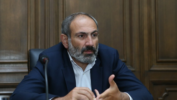 Paşinyan: “Müxalifət qanla hakimiyyətə gəlmək istəyir”