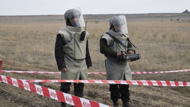 Ağdam yolu minalardan təmizlənir - FOTO