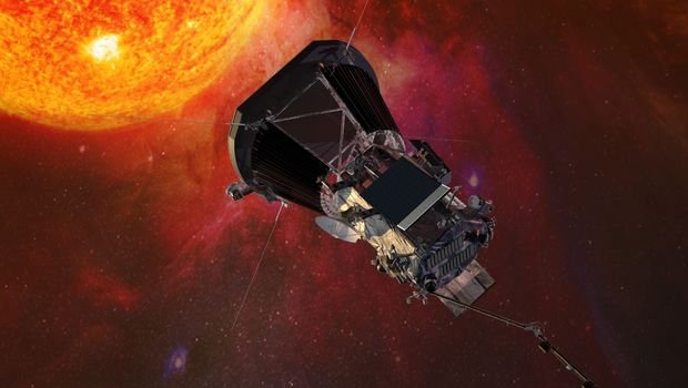 NASA Yerdən böyük olan Günəş ləkəsini çəkdi - FOTO