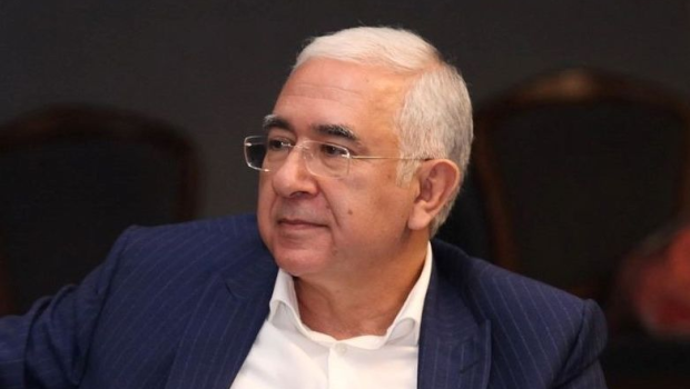 Tanınmış vəkil vəfat etdi