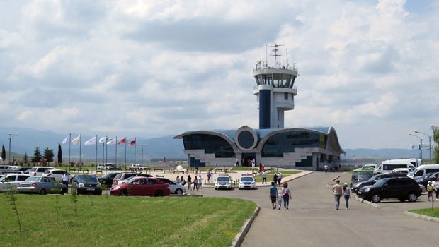 Ermənilər Xankəndi aeroportunu bərpa etmək istəyirlər