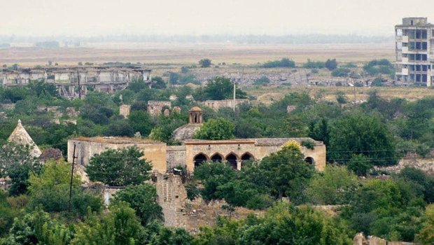 Ermənilər Pənahəli xanın sarayını məhv edib - FOTO