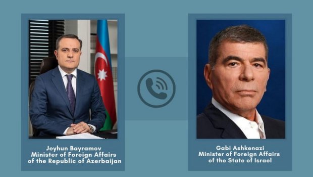 Bayramov İsrailli həmkarı ilə telefonla danışdı