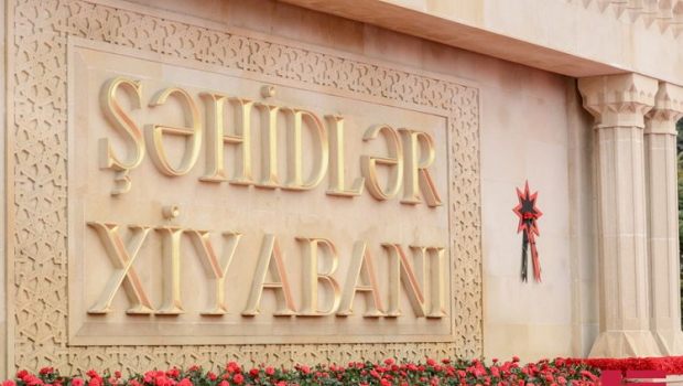 İlham Əliyev və Ərdoğan Şəhidlər xiyabanında oldular - VİDEO