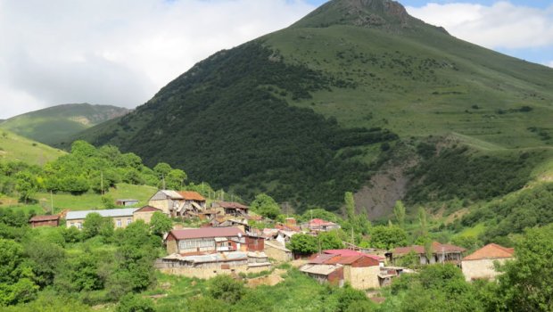 Ermənilər Qarabağda terror törətdi - Yaralanan var