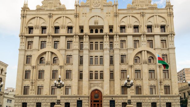 Dekabrın 14-dən parça maska taxanlar cərimələnəcək? - Video 