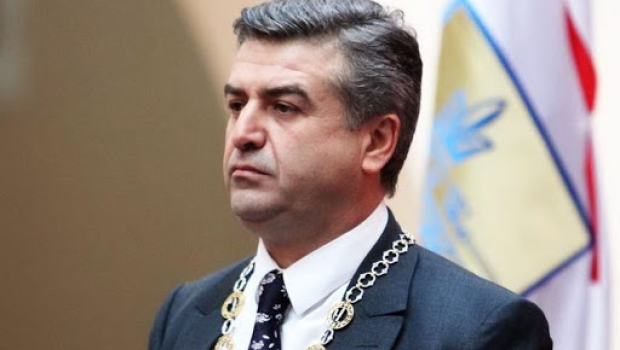 Sabiq erməni nazir Paşinyanı istefaya çağırdı