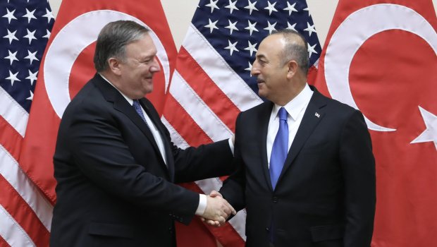 Çavuşoğlu ilə Pompeo arasında telefon danışığı olub