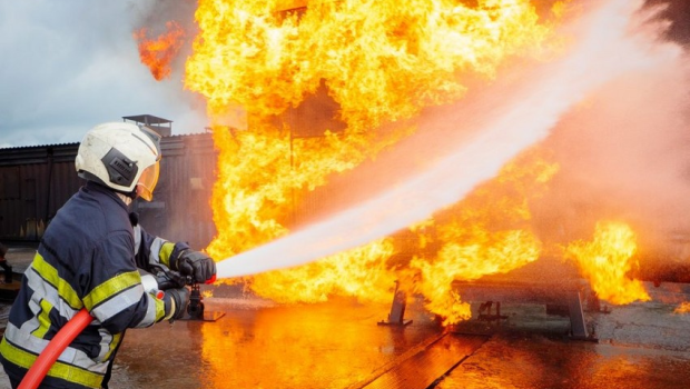 Bakıda şadlıq evi yandı