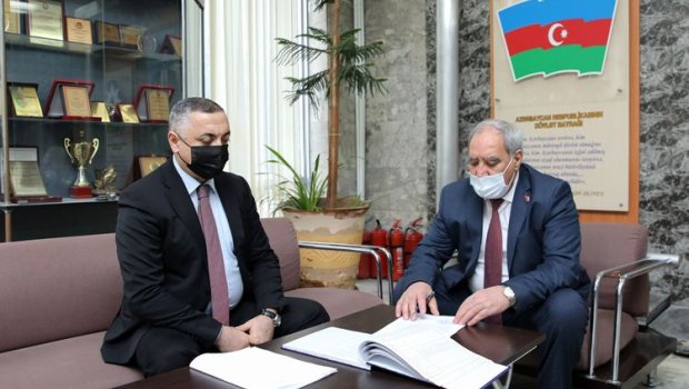 Azərbaycanda 5 partiya ofislə təmin edildi - FOTO