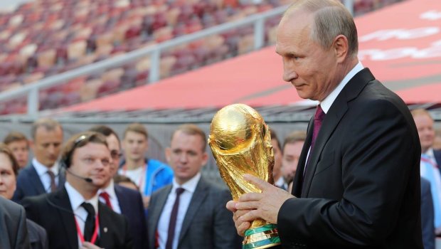 Putinin dünya çempionatı və olimpiadalara qatılmasına qadağa qoyuldu