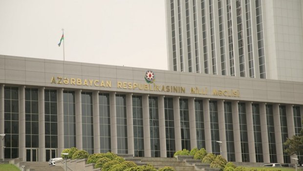 Sabah parlamentdə büdcə zərfi müzakirəyə çıxarılacaq