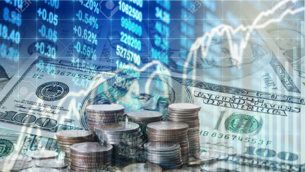 Dollar gələn il dəyərdən düşəcək - PROQNOZ