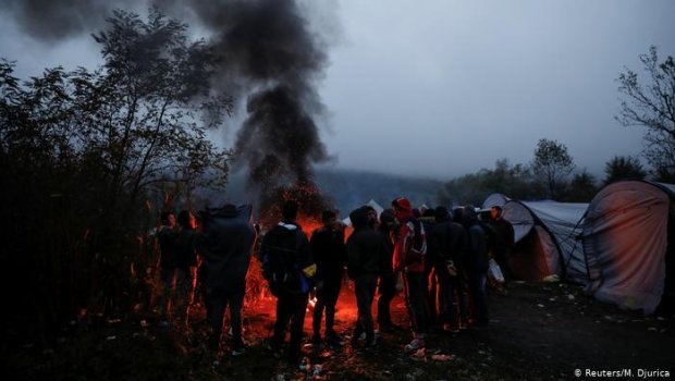 Bosniyada mühacirlərin qaldığı düşərgə yandı