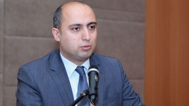 Təhsil naziri bu iki şəxsdən danışdı