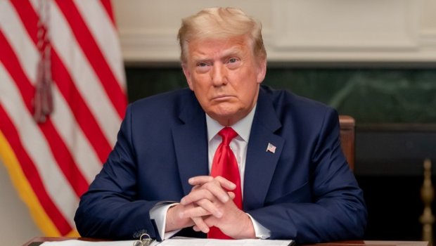 Tramp ABŞ büdcəsini imzaladı