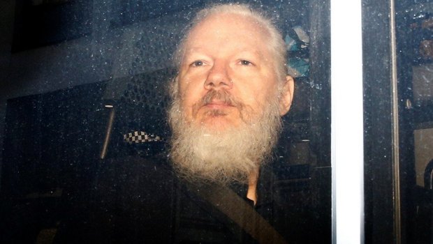 London məhkəməsi Assanjın ABŞ-a ekstradisiyasını rədd etdi