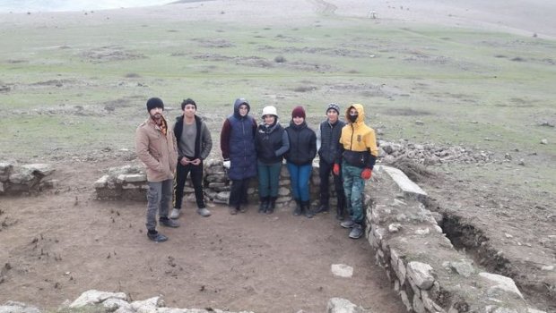 Beşbarmaq qalasının bürcləri aşkarlandı - FOTOLAR