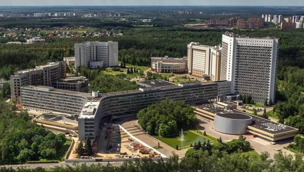 Rusiya Xarici Kəşfiyyat Xidməti araqdan şəraba keçdi