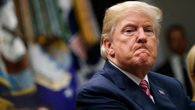 Andiçmə yaxınlaşdıqca Tramp daha da inadlaşır - FOTO