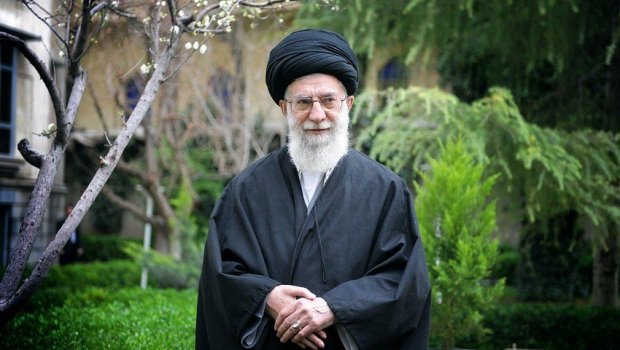 Xamenei ABŞ və Britaniya vaksininə qadağa qoydu