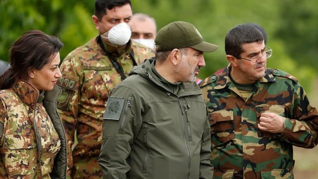 Mikael Minasyan şok faktları açıqladı: ''Paşinyan 1.5 il əvvəl Arutyunyana müharibənin başlayacağını deyib''