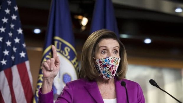 Pelosi: “Tramp Putinin kənizidir”