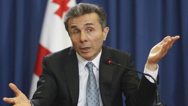 Milyarder İvanişvili siyasətdən getdi – ƏTRAFLI