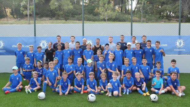 “Çelsi”nin akademiyası fəaliyyətini dayandırdı