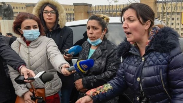 Erməni valideynlər övladlarının Qarabağda hərbi xidmət keçməsinə etiraz etdi - VİDEO