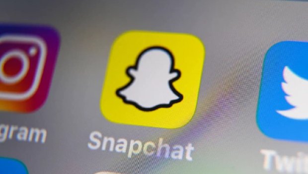 “Snapchat” da Trampın hesabını blokladı