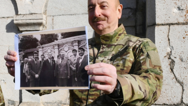İham Əliyev Şuşada: Bu gün və 39 il əvvəl - FOTO