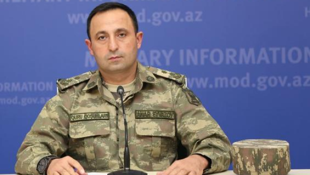 Tanınmış şəxslər icazə almaqla hərbi forma geyinə bilər” - MN 