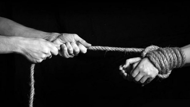 İnsan alverində hər 3 qurbandan biri uşaqdır - VİDEO