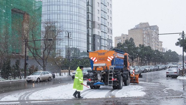 Sabah Bakı küçələrinə 400 qartəmizləyən maşın çıxacaq - Rəsmi açıqlama