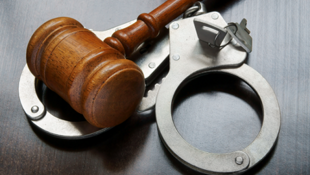 Yəhudi professor İranda həbs olunan azərbaycanlılardan yazdı