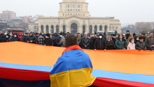 Hakimləri seçmək əvəzinə əsirləri xilas etmək lazımdır - Ermənilər yenə etiraz edir