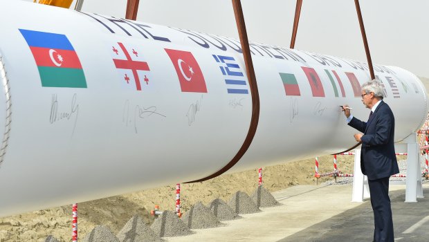 Morninqstar: “Danışıqlardan bir gün sonra Türkmənbaşı geri çəkildi” - VİDEO